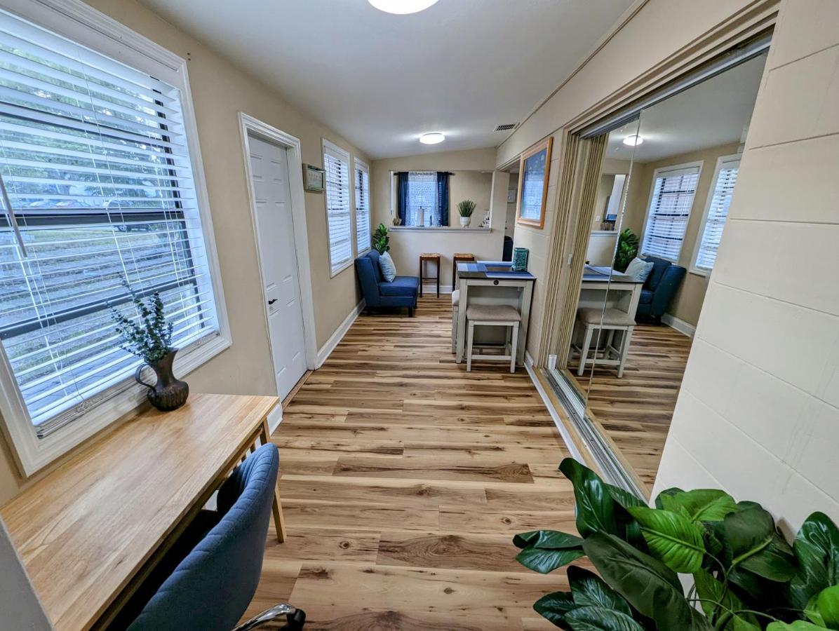טיטוסוויל Charming & Cozy Lagoon Retreat - Steps From River - Parking מראה חיצוני תמונה
